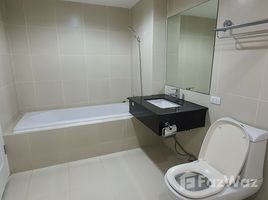 3 спален Квартира в аренду в Belle Grand Rama 9, Huai Khwang, Хуаи Кхщанг