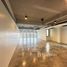 95 m2 Office for rent in Khlong Tan Nuea, ワトタナ, Khlong Tan Nuea