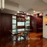 1 Bedroom Condo for sale at Asoke Towers, Khlong Toei Nuea