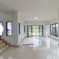 Maison 4 chambre à vendre à Sarisa Ville 2, San Phranet, San Sai, Chiang Mai