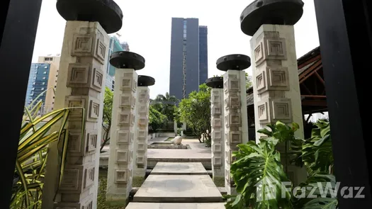 Фото 1 of the Communal Garden Area at Athenee Residence