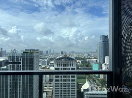 1 спален Кондо на продажу в The Lofts Silom, Si Lom, Банг Рак