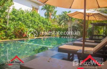 2 bedroom locate at third floor: $400-550 per month in Kok Chak, Siem Reap