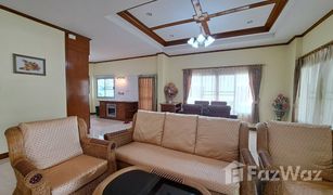 2 Schlafzimmern Haus zu verkaufen in Na Kluea, Pattaya Baan Chalita 1