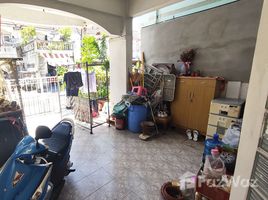 3 Bedrooms Townhouse for sale in Bang Phut, Nonthaburi Piamsuk Village