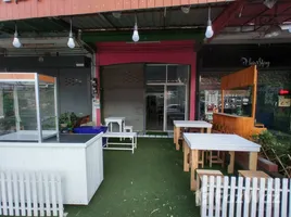 在Mueang Chon Buri, 春武里出租的3 卧室 商店, Saen Suk, Mueang Chon Buri