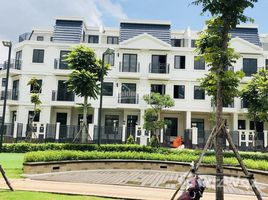 4 Bedrooms Villa for sale in An Phu, Ho Chi Minh City Cần bán nhà phố biệt thự Lakeview giá rẻ nhất dự án, thương lượng. LH +66 (0) 2 508 8780