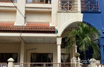 Baan Kesara Classic Home in คันนายาว, Бангкок