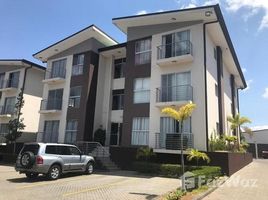 在Se vende apartamento en condominio Vistas de La Cruz出售的2 卧室 住宅, Desamparados, San Jose