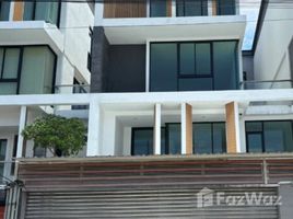 4 Bedroom Townhouse for sale in Lat Phrao, Bangkok, Lat Phrao, Lat Phrao