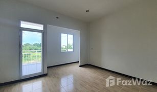 2 Bedrooms Townhouse for sale in Mueang Kao, Khon Kaen Mu Ban Pa Ri Chat