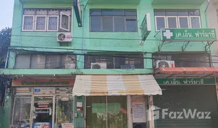 10 Schlafzimmern Reihenhaus zu verkaufen in Prawet, Bangkok 