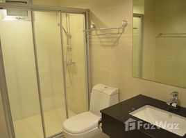 2 спален Квартира в аренду в Belle Grand Rama 9, Huai Khwang