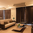 3 спален Кондо в аренду в Sarin Suites, Phra Khanong Nuea