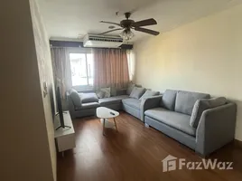 2 Bedroom Apartment for rent at Witthayu Complex, Makkasan, Ratchathewi