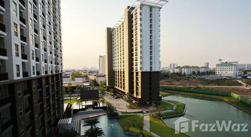 Fotos 1 of the Communal Garden Area at The Parkland Srinakarin Lakeside