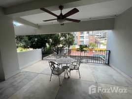 3 спален Квартира в аренду в Siva Court, Khlong Toei Nuea