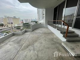 4 спален Кондо в аренду в Baan Koon Apartment, Thung Mahamek