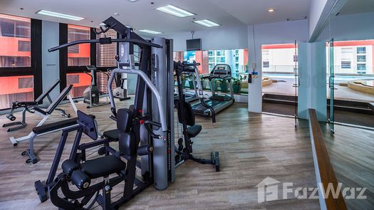 사진들 1 of the Communal Gym at Bandara Suites Silom