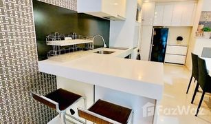 3 Bedrooms Condo for sale in Na Kluea, Pattaya Club Royal