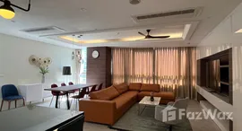 Verfügbare Objekte im Xi Riverview Palace