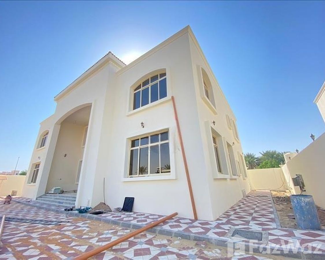 10 спален Дом в аренду в Al Khabisi, Al Ain за 371,000 ₽ в месяц | U1675446