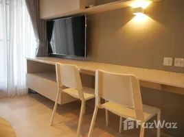 1 Bedroom Condo for rent at Life One Wireless, Lumphini