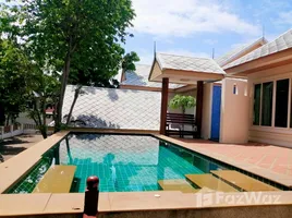 วิลล่า 3 ห้องนอน ให้เช่า ในโครงการ อมร วิลเลจ, เมืองพัทยา, พัทยา, ชลบุรี