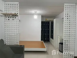 Studio Apartment for rent at Ratchada City Condo, Huai Khwang, Huai Khwang, Bangkok