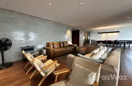 3 bedroom Condo for sale at Fifty Fifth Tower in Bangkok, Thailand