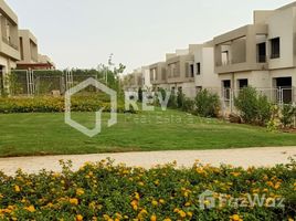 4 Bedroom Townhouse for sale at Palm Hills October, Cairo Alexandria Desert Road, 6 October City