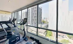 Photos 3 of the Communal Gym at Click Condo Sukhumvit 65