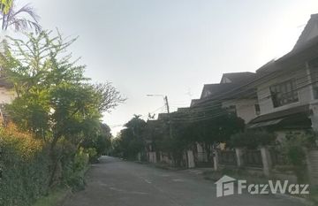 Wipawan Village in Bang Kraso, 暖武里