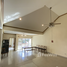 2 спален Квартира в аренду в El Patio, Khlong Toei Nuea