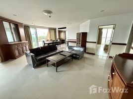 2 Bedroom Apartment for rent at P.W.T Mansion, Khlong Toei, Khlong Toei