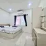 2 Habitación Adosado en venta en Baan Charoen Suk 1, Don Hua Lo