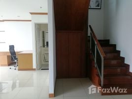 2 chambre Condominium à louer à , Khlong Toei Nuea