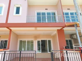 ขายทาวน์เฮ้าส์ 3 ห้องนอน ในโครงการ บ้านเติมสุข 3, บางเสร่, สัตหีบ, ชลบุรี, ไทย