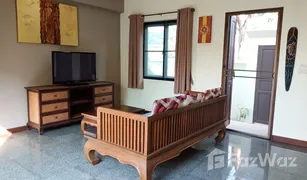 Вилла, 3 спальни на продажу в Раваи, Пхукет Phoomjai Villa