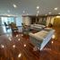 3 спален Кондо в аренду в Watthana Heights, Khlong Toei Nuea