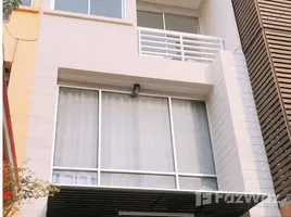 200 ตรม. Office for rent in รถโดยสารด่วนพิเศษ BRT, กรุงเทพมหานคร, พลับพลา, วังทองหลาง, กรุงเทพมหานคร