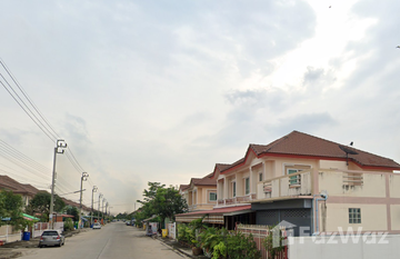 Sinthavee Greenville in บ้านคลองสวน, สมุทรปราการ