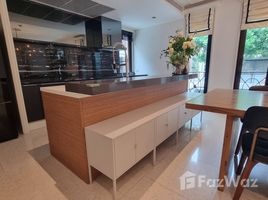 3 спален Квартира в аренду в Baan Lux-Sathon, Chong Nonsi