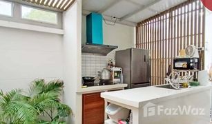 3 Bedrooms Townhouse for sale in Dokmai, Bangkok Baan Wiranphat Exclusive
