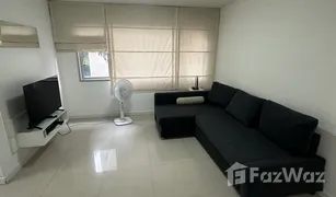 Studio Wohnung zu verkaufen in Phra Khanong Nuea, Bangkok Condo One Sukhumvit 67