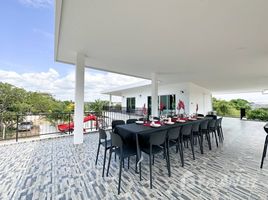 6 спален Вилла for sale in Airport-Pattaya Bus 389 Office, Nong Prue, Huai Yai