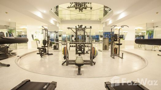 รูปถ่าย 1 of the Communal Gym at ลา รอยัล บีช