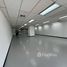 120 кв.м. Office for rent at Serm Mit Tower, Khlong Toei Nuea