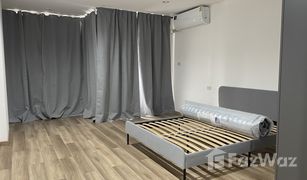 Studio Condo for sale in Phra Khanong Nuea, Bangkok Happy Place Tower