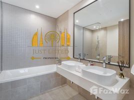 2 Bedroom Apartment for sale at 1 Residences, World Trade Centre Residence